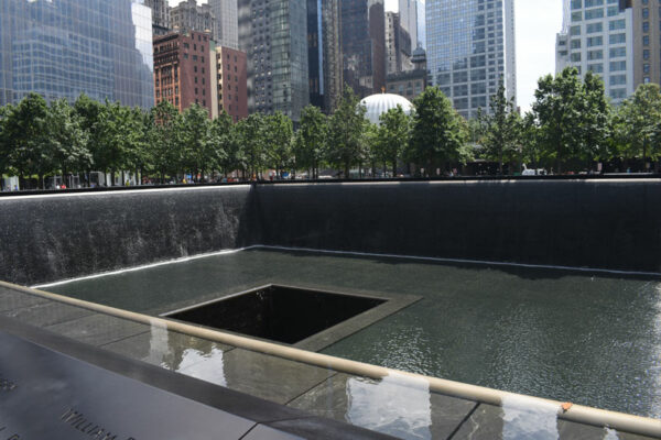 9/11 Memorial Pools - Ταξίδι στη Νέα Υόρκη | New York Travel | Ο πιο ...